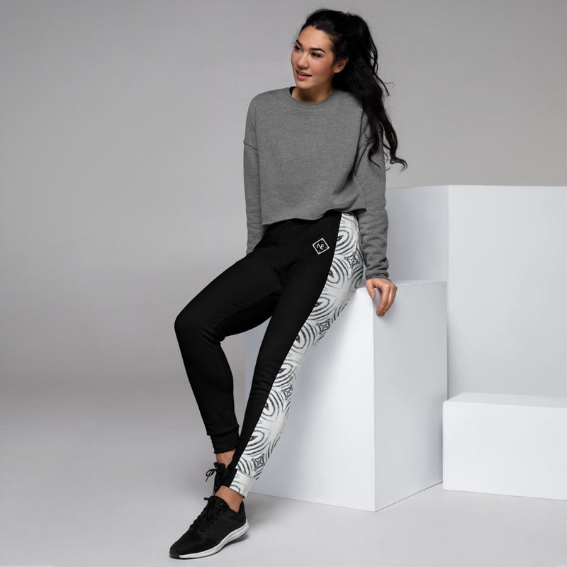 Women's N.E Aztec Print Black Joggers